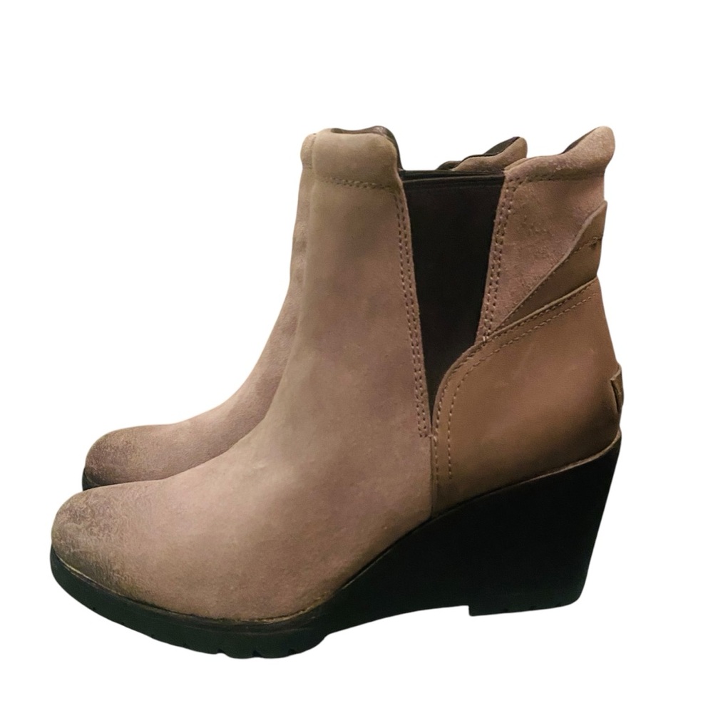 Sorel Quarry Gray Leather After Hours Chelsea Wedge Boot